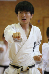 亀岡 幸雄